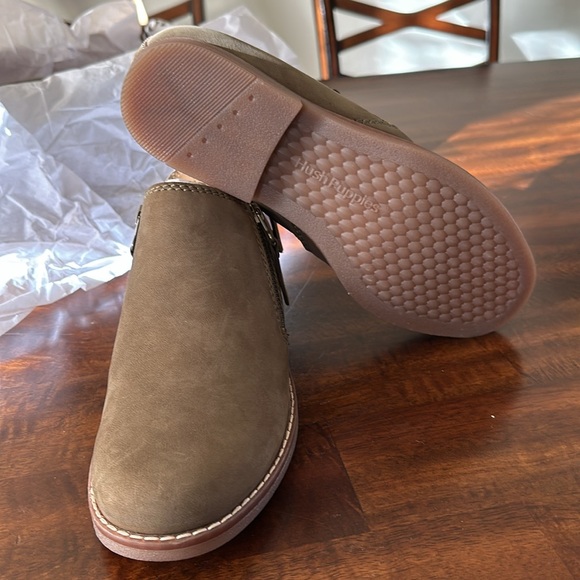 Dark olive bootie - Picture 3 of 8